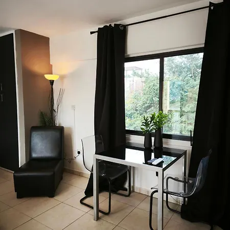 Апартаменты 103 St Lazaros View *